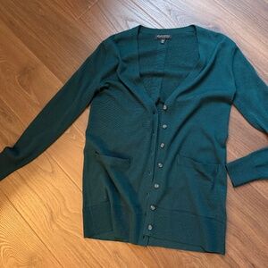 Xxs 100% merino wool banana republic cardigan
